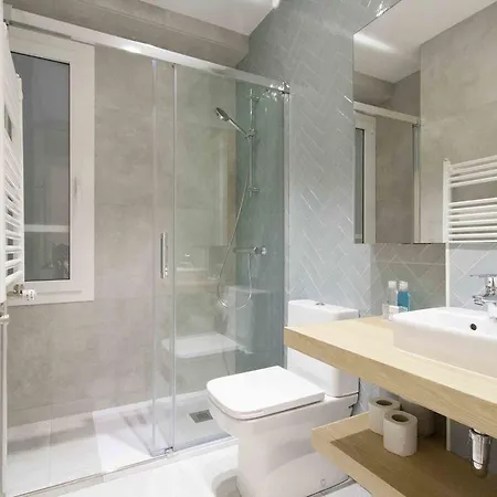 The Collection | La Concha Beach Apartman