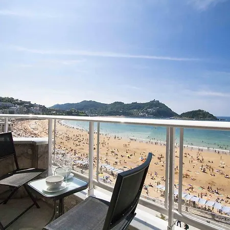 The Collection | La Concha Beach דירה