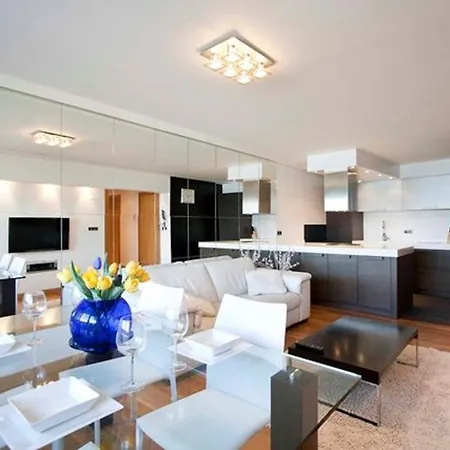 The Collection | La Concha Beach דירה